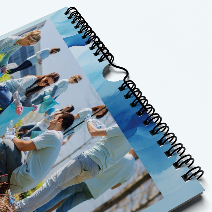 Calendrier photo Classic - Spirale et crochet demi lune pour accroche murale