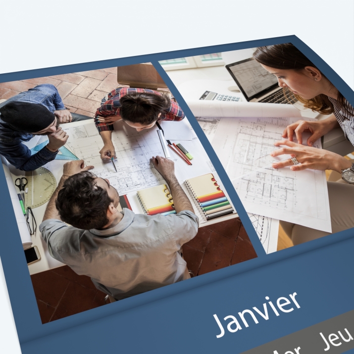 Calendrier agrafé Classic - Nombre de photos, logos et texte illimité