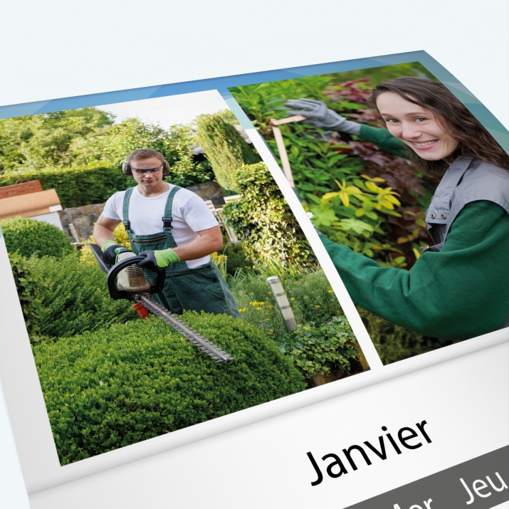 Calendrier agrafé Classic - Nombre de photos, logos et texte illimité