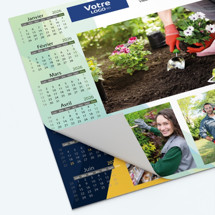 Calendrier sous main - 25 feuillets collés sur le haut