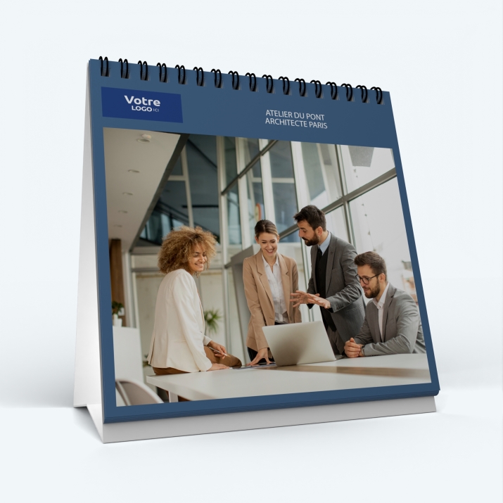 Calendrier de bureau CARRE - Nombre de photos, logos et texte illimité