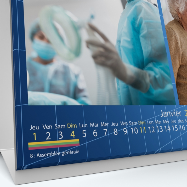 Calendrier de bureau MAXI PANO - Grille calendaire personnalisable