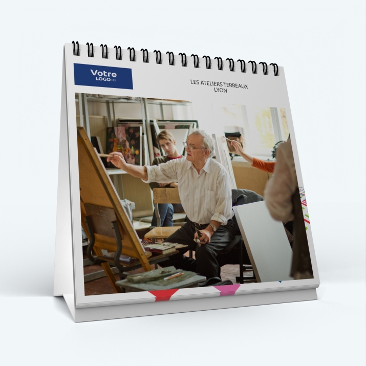 Calendrier de bureau CARRE - Nombre de photos, logos et texte illimité