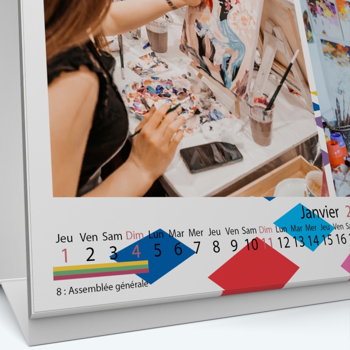 Calendrier de bureau MAXI PANO - Grille calendaire personnalisable