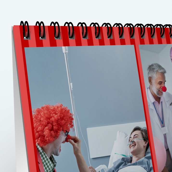 Calendrier de bureau CARRE - Reliure spirale de qualité