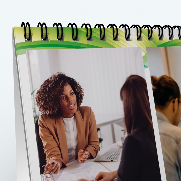 Calendrier de bureau CARRE - Reliure spirale de qualité