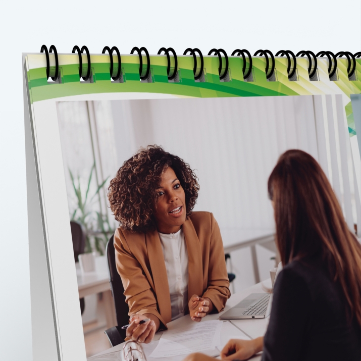 Calendrier de bureau MAXI PANO - Reliure spirale de qualité