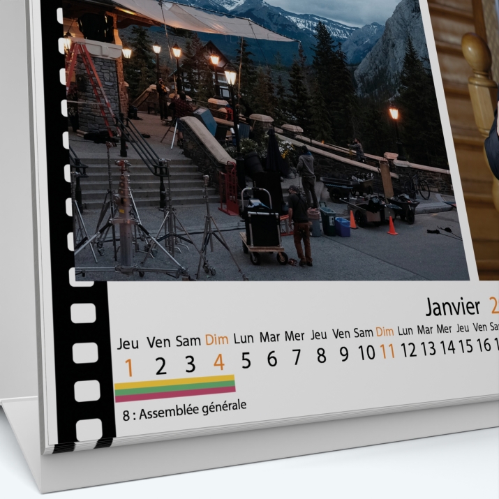 Calendrier de bureau MAXI PANO - Grille calendaire personnalisable