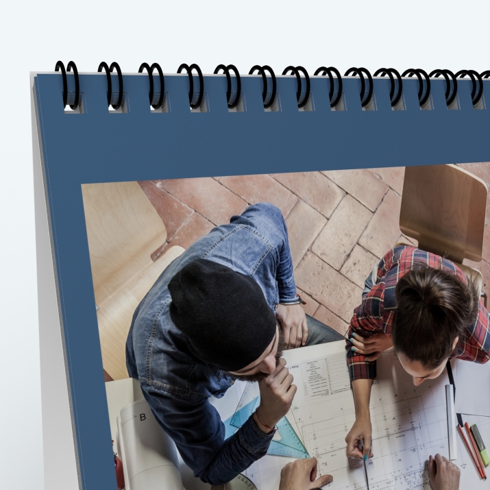 Calendrier de bureau PANO - Reliure spirale de qualité