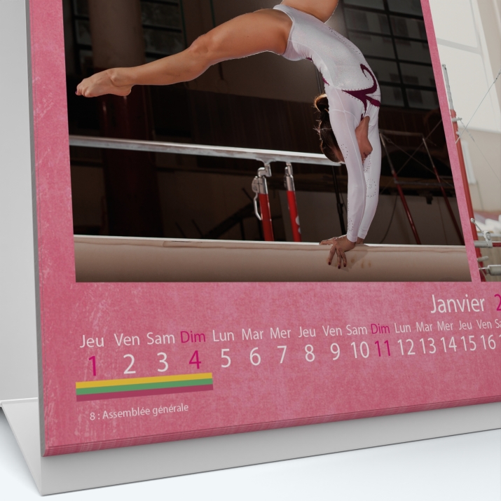 Calendrier de bureau MAXI PANO - Grille calendaire personnalisable