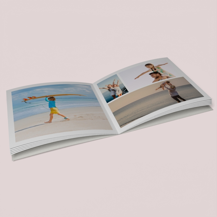 Livre Carré 21 x 21 cm couverture Souple