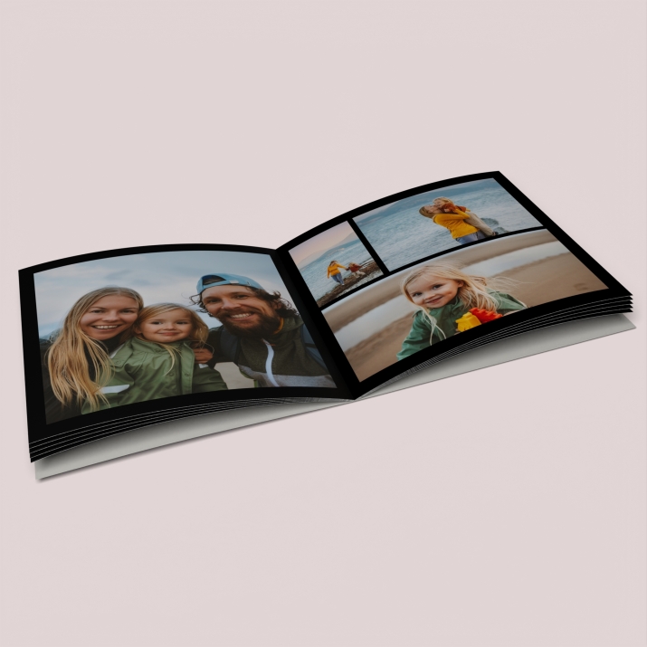 Livre Carré 21 x 21 cm couverture Souple
