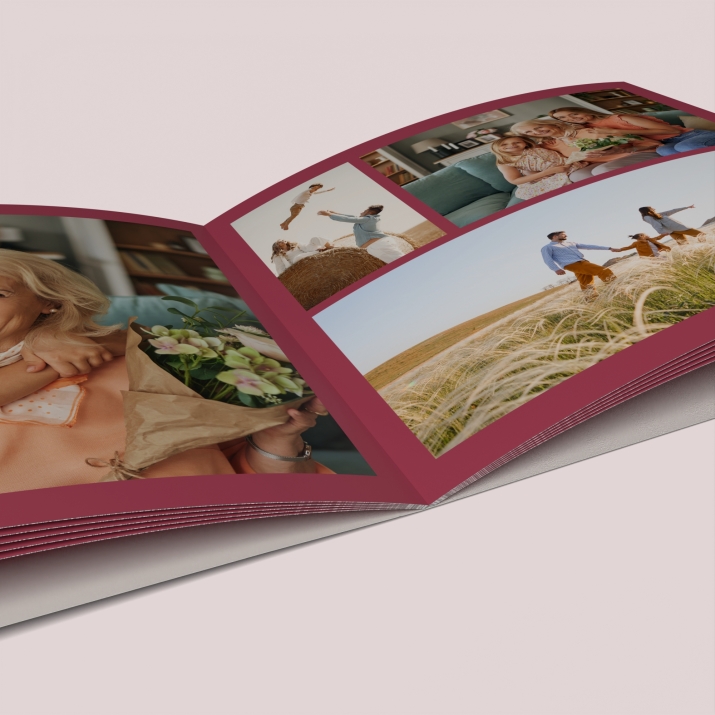 Livre Carré 21 x 21 cm couverture Souple