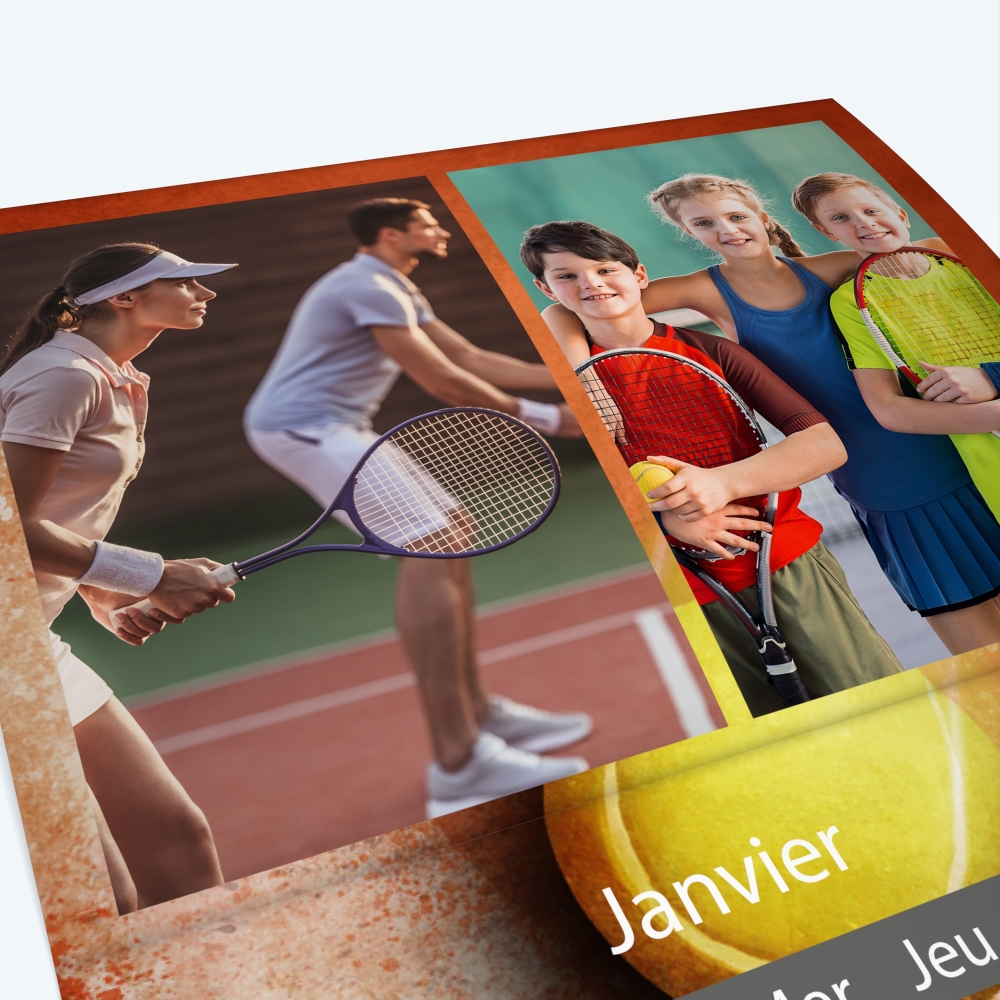 Calendrier agrafé Classic - Nombre de photos, logos et texte illimité