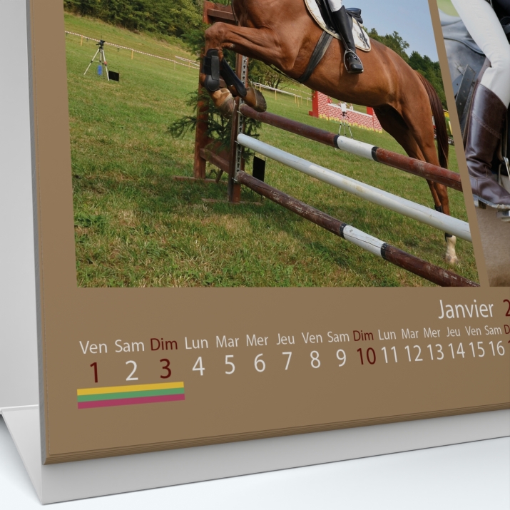 Calendrier de bureau MAXI PANO - Grille calendaire personnalisable