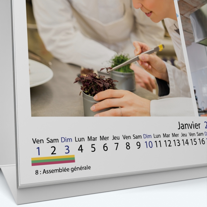 Calendrier de bureau MAXI PANO - Grille calendaire personnalisable